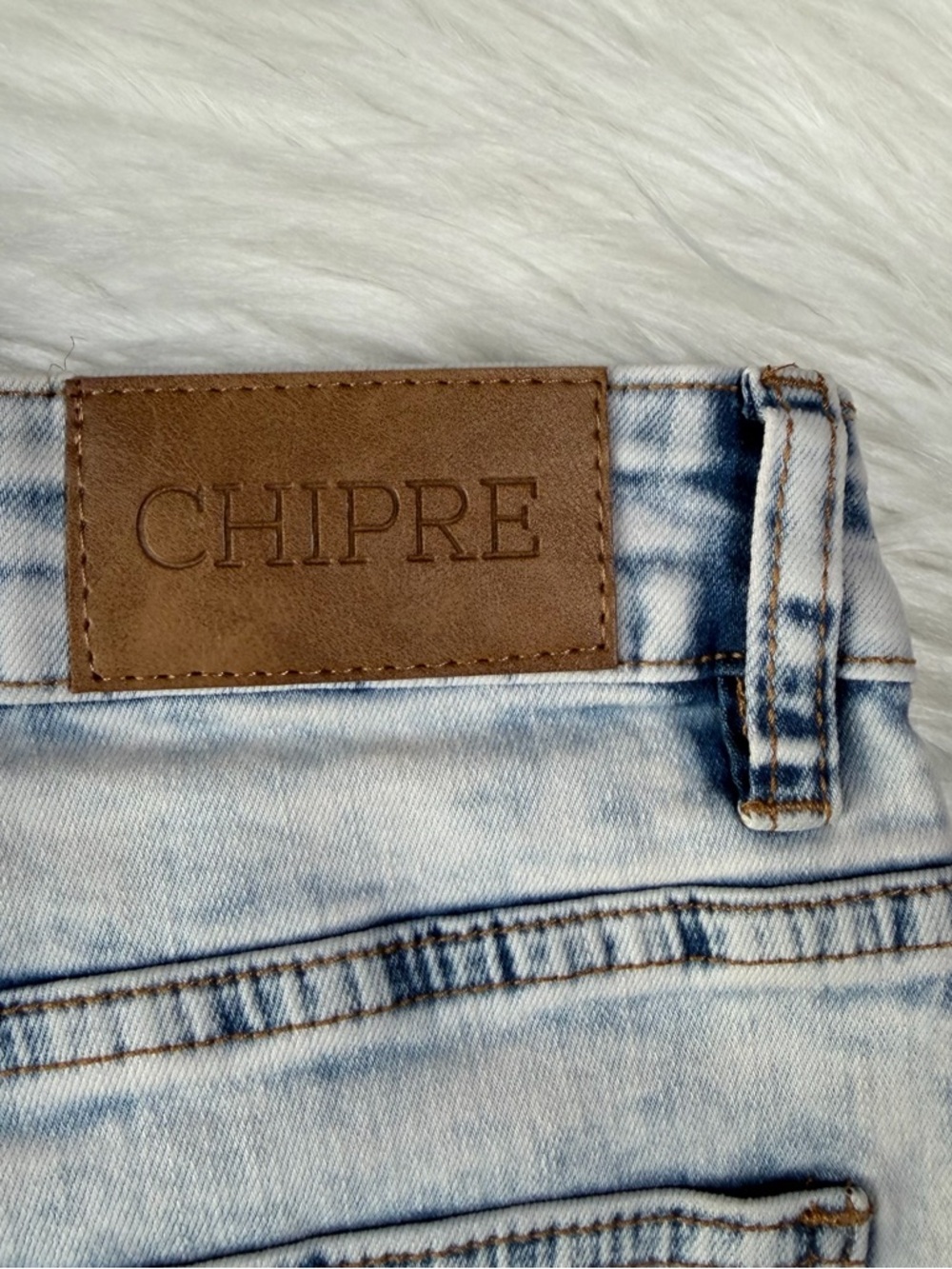 Chipre Ethos High-Waisted Skinny Jean - Picture 11 of 14